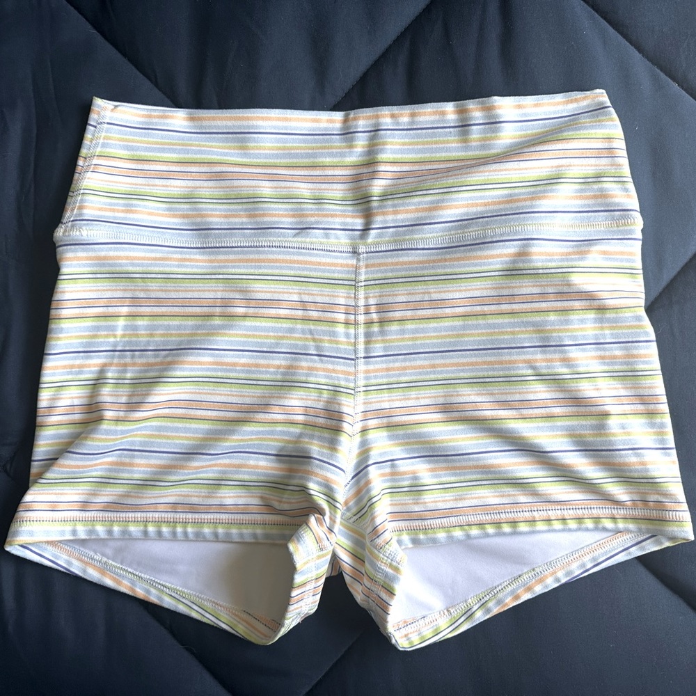 Fleo true high shorts